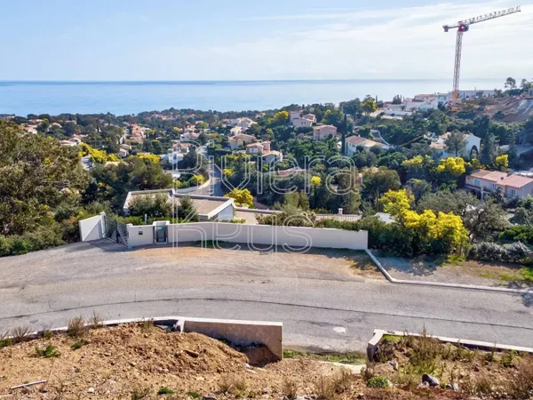 Propriété 234 m² 