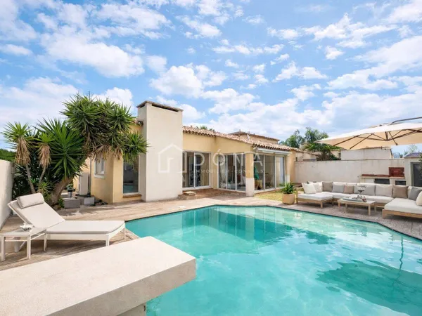 Maison de plain-pied 4 pièces 120 m² 
