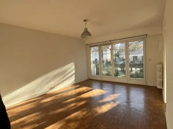 Appartement à louer - 34m² - Blvd Américains 