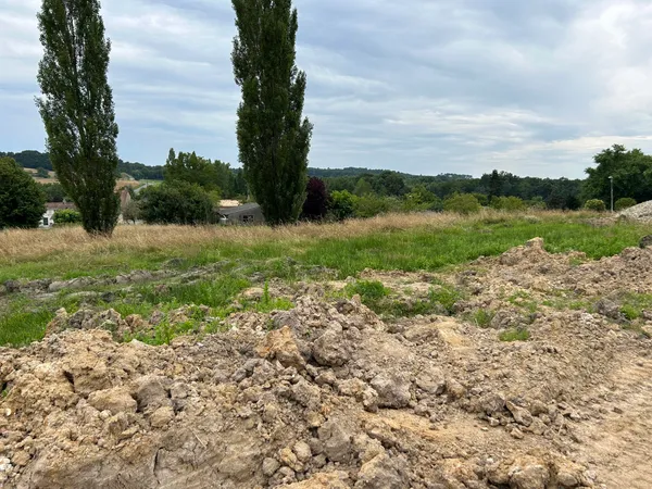 Sur les hauteurs du village 
