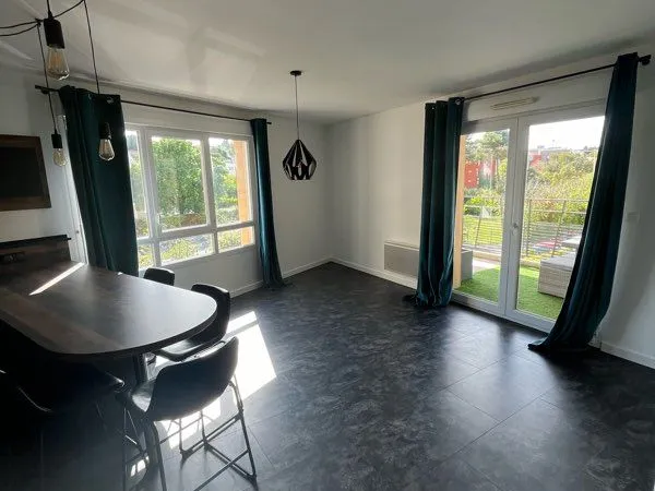 Appartement T3 avec garage + parking 