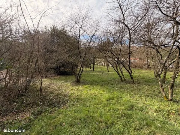 Terrain 420 m² Sathonay Camp 