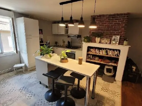 Immeuble Vente Saint-Léonard-de-Noblat 1p 100m² 139000€
