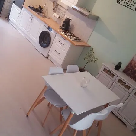 📍 À vendre - Appartement 80 m² - RDC avec accès direct rue - Rue du 4 Août, Issoudun, déal 