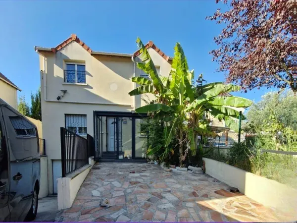 Maison 7 pièces 94 m² 