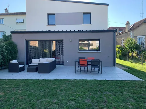 Maison 6 pièces 131 m² 