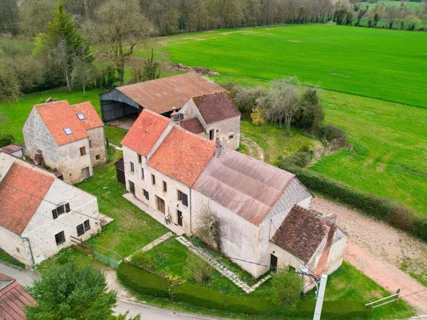 Maison 14 pièces 288 m² 