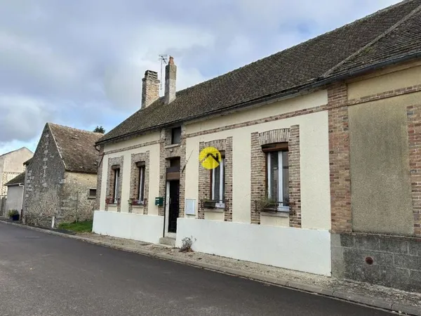 MAISON DE VILLAGE 
