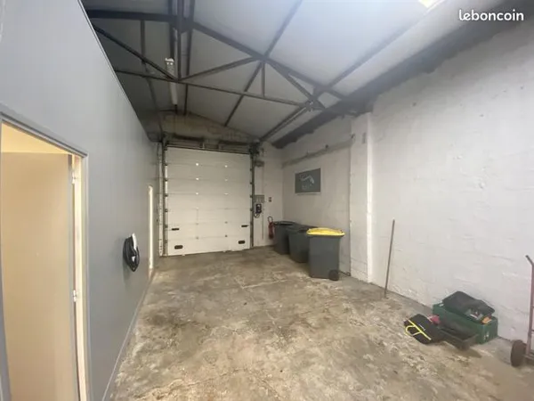 Local commercial 400 m² 
