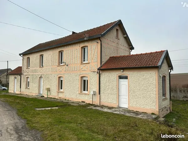 Maison 8 pièces 164 m² 