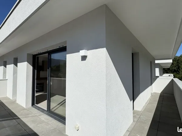 Appartement 3 pièces 67 m² 