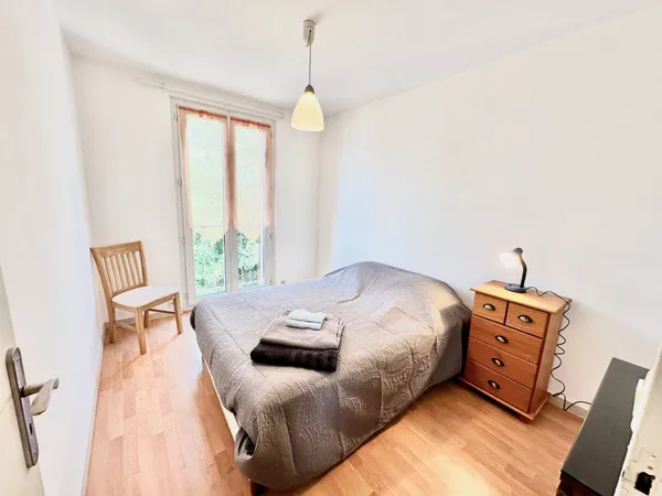 Appartement de 10m2 avec balcon à louer à Aix-En-Provence 