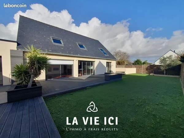 Maison 9 pièces 222 m² 