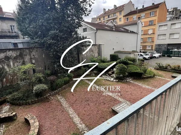 Appartement 1 pièce 30 m² 