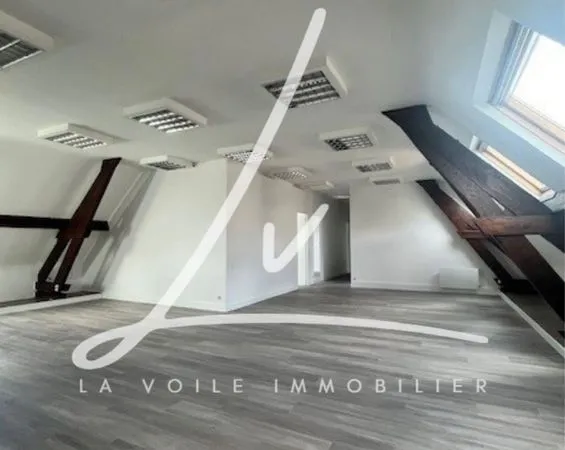 Bureaux 143 m² Caen 