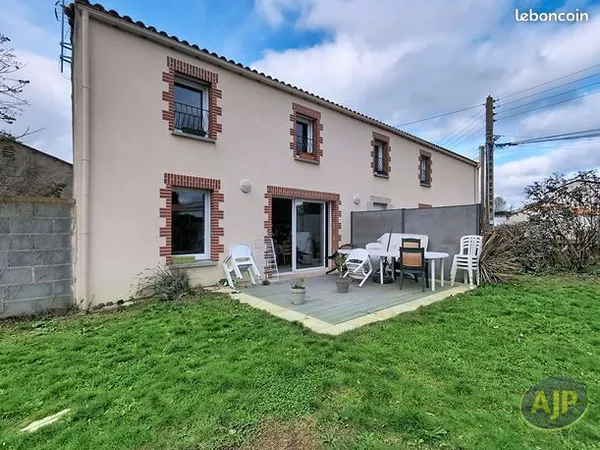 Maison 5 pièces 120 m² 