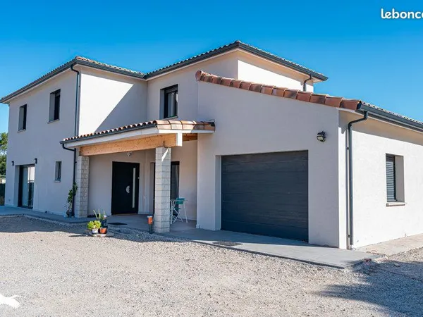 Villa 5 pièces 137 m² 