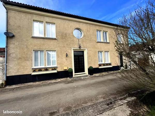 Maison 6 pièces 105 m² 