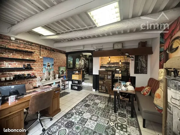 Immeuble 3 pièces 130 m² 