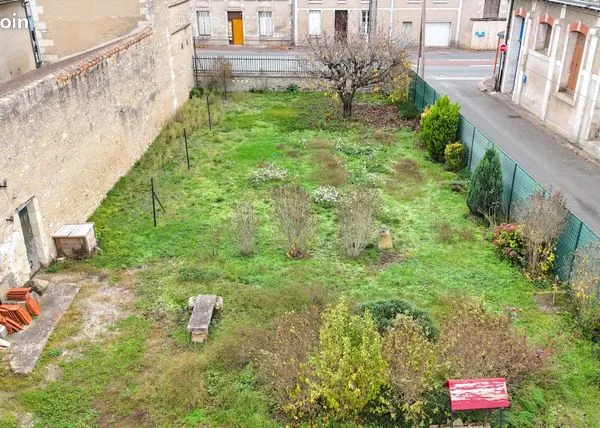 Terrain 250 m² 