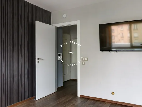 Vente d'un studio de 22 m², équipé, à Clichy - 201 