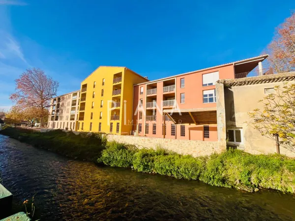 Appartement 4 pièces 77 m² 