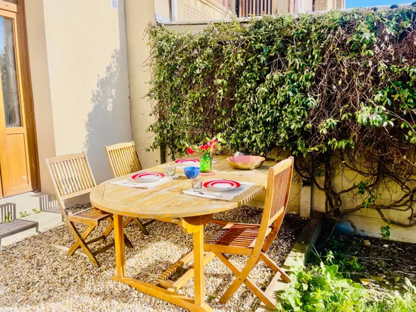 Loue chambre dans appartement 