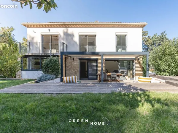 Propriété 6 pièces 200 m² 