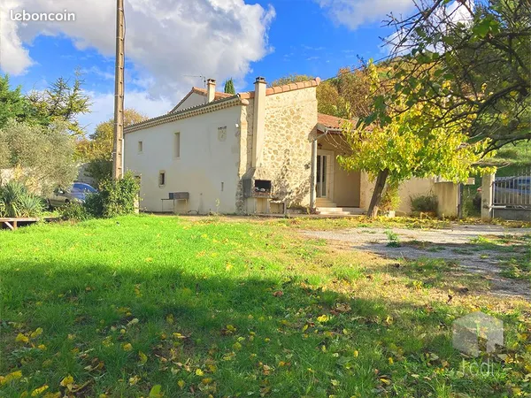 Maison 5 pièces 160 m² 
