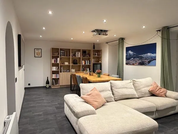 Appartement 90 m² - Hyper centre de Sallanches - Vue Mont-Blanc 