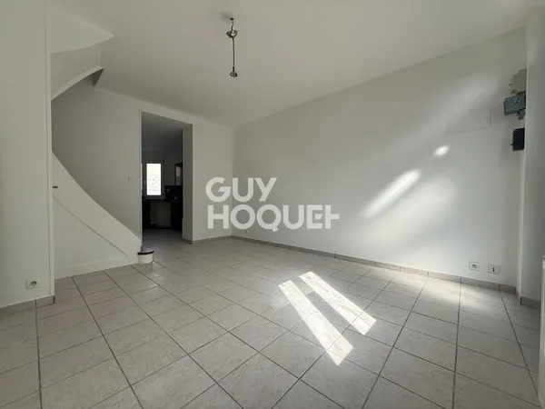 MAISON D'ENVIRON 59M² IDÉALE INVESTISSEUR OU PREMIÈRE ACQUISITION. 