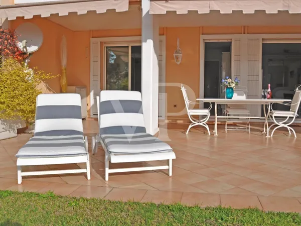 Très agréable appartement 3 pièces vue mer, comme une maison 