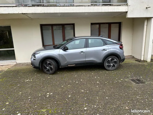 Place de parking henriville 