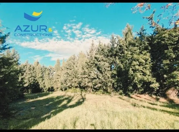 Terrain 299 m² 