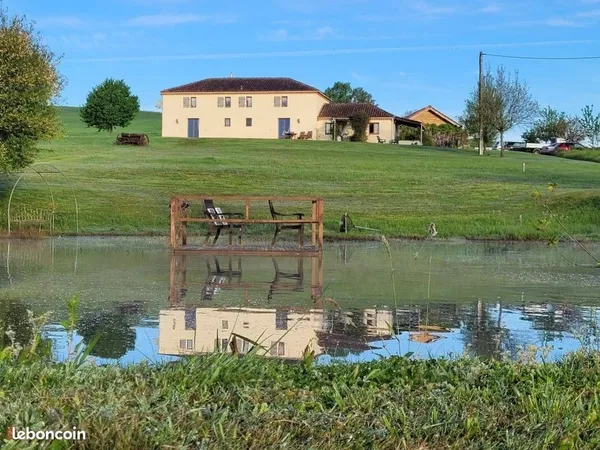 Propriété 7 pièces 180 m² 