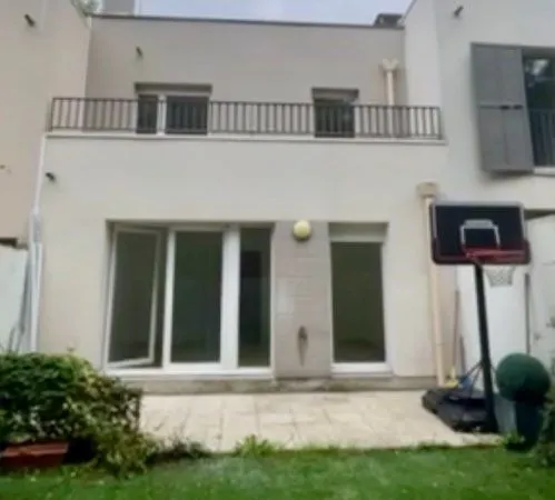 Jolie Maison proche Saint Ouen 