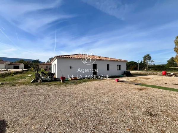 Maison de plain-pied 130 m² 