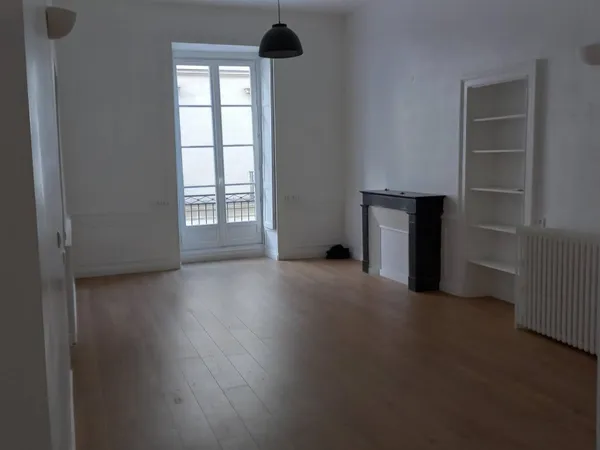 Bel appartement rue d'Orléans 