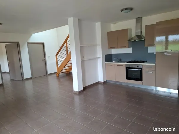 LOUE MAISON T5 bis 