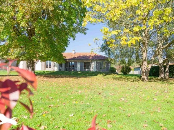 Villa de 4 pièces principales 