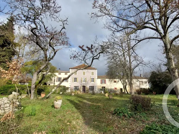 Maison 16 pièces 580 m² 