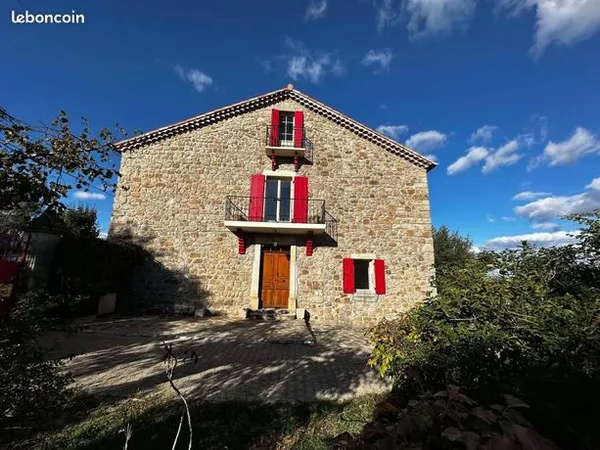 Maison 5 pièces 121 m² 