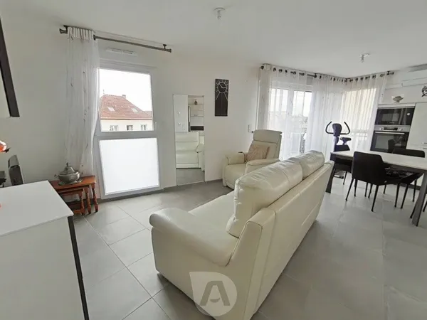 Appartement 3 pièces 64 m² 