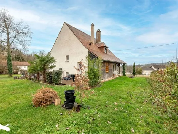 Maison traditionnelle 7 pièces 170 m² 