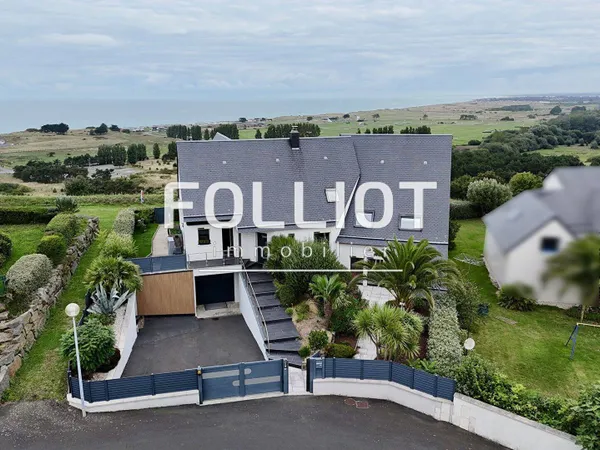 Maison 10 pièces 215 m² 