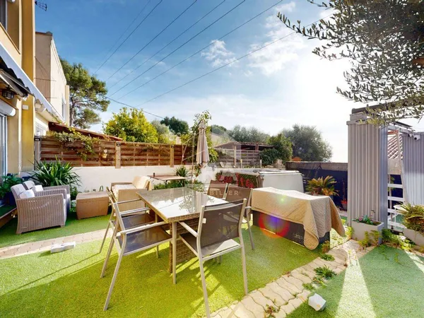 Maison 5 pièces 94 m² 
