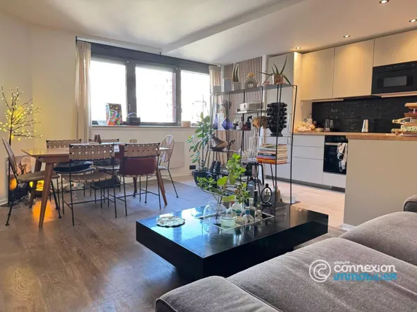 Studio 1 pièce 43 m² 