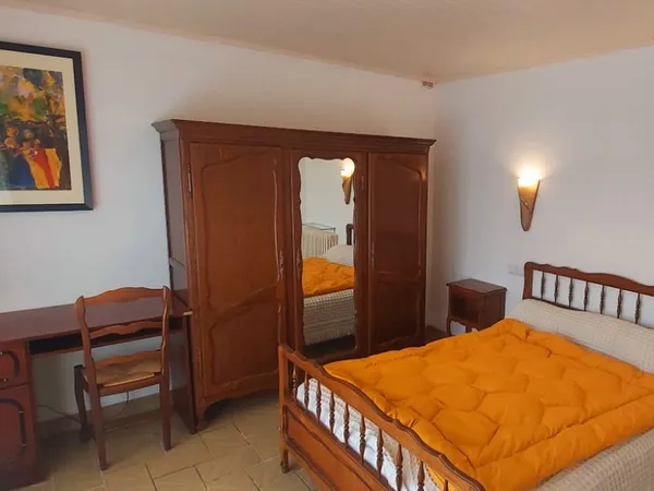 Chambre étudiantes 