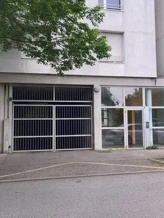 Parking - Garage Location Grenoble   70€