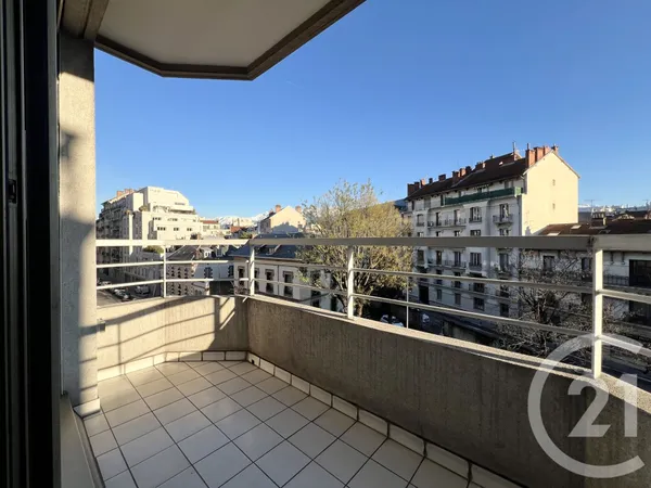 Appartement 2 pièces 64 m² 